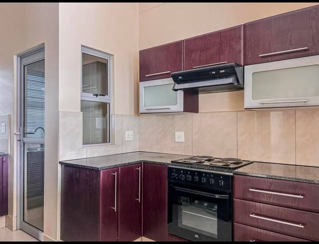 3 BEDROOM PROPERTY TO RENT IN SANDHURST